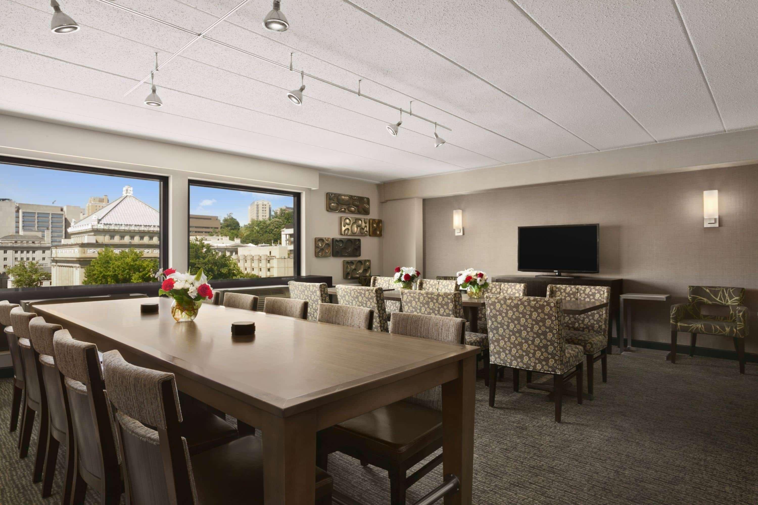 Wyndham Garden Midland Otel Dış mekan fotoğraf